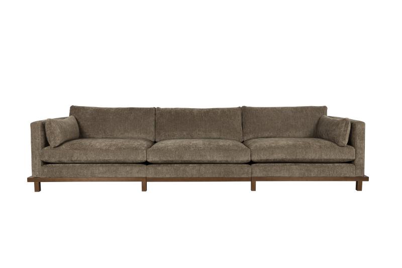 Blossom 4,5 Personers Sofa i Moss Stof og Egetræ
